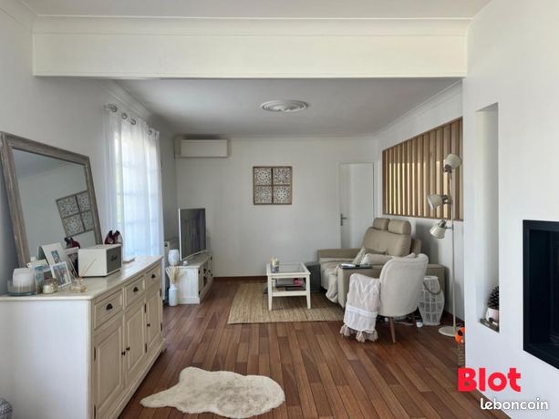 4 bedrooms House in Guerande, France No. 287223