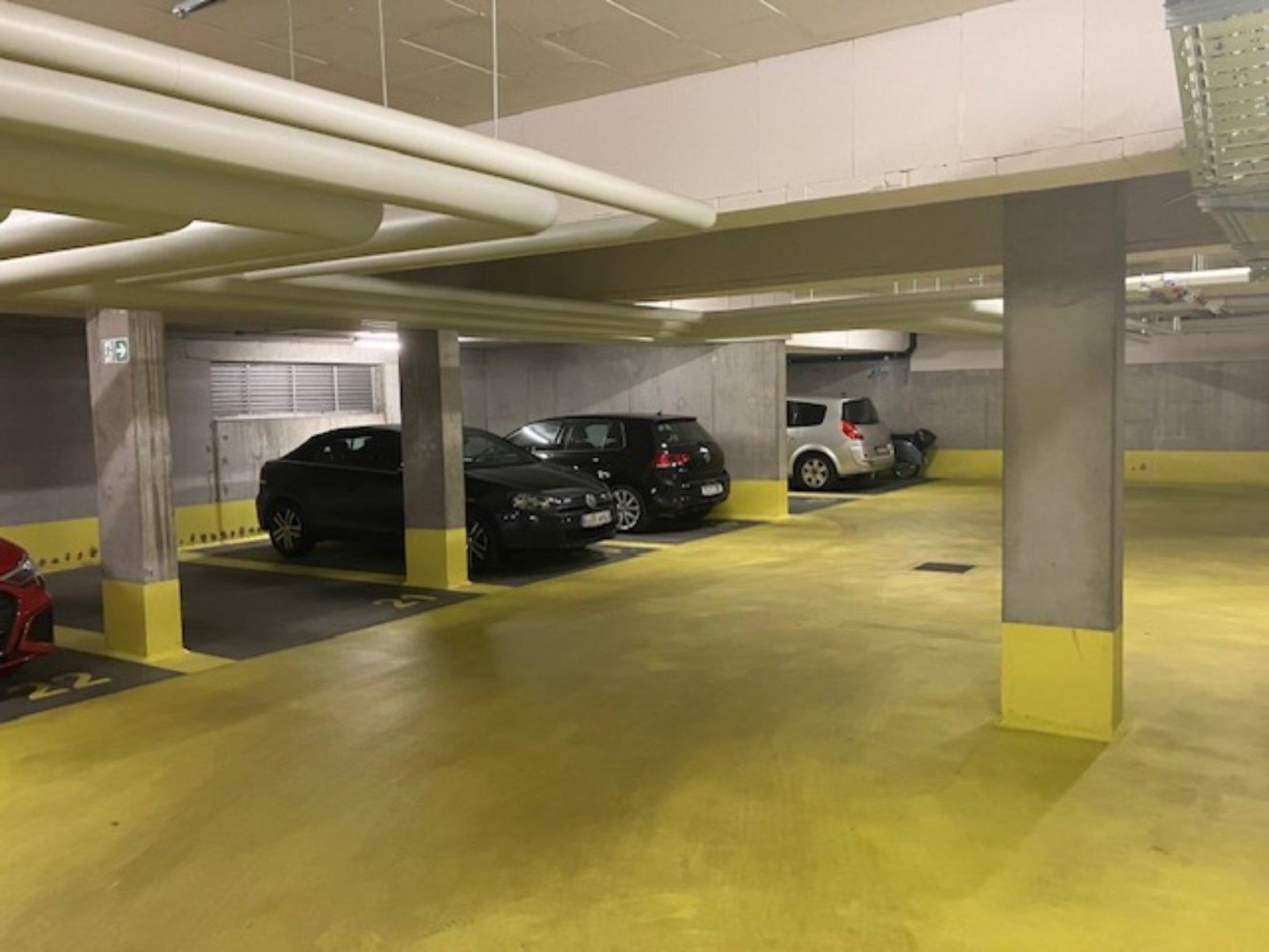 Estacionamento em Friedrichshain, Germany N.º 238256