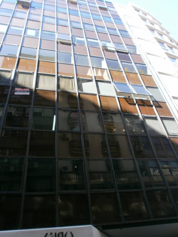 230m² Office in Buenos Aires, Argentina No. 106217