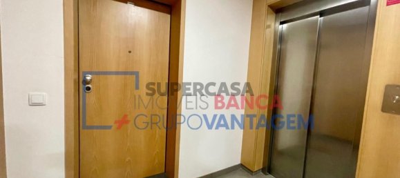 3 Schlafzimmer Wohnung in Porto, Portugal, Nr. 224010 5