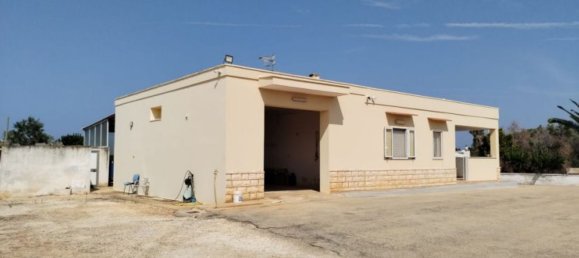 Вилла с 6 спальнями в Каровиньо, Италия № 327818 11