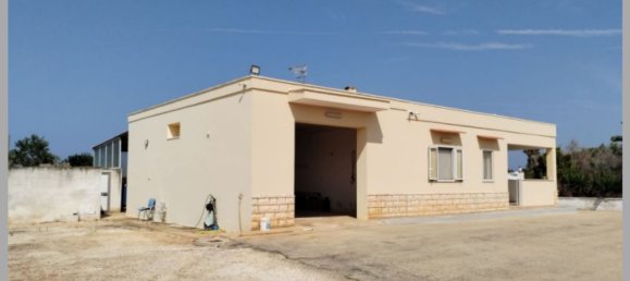 Вилла с 6 спальнями в Каровиньо, Италия № 327818 30