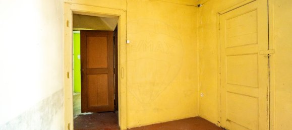 2 bedrooms House in Abrantes, Portugal No. 20512 2