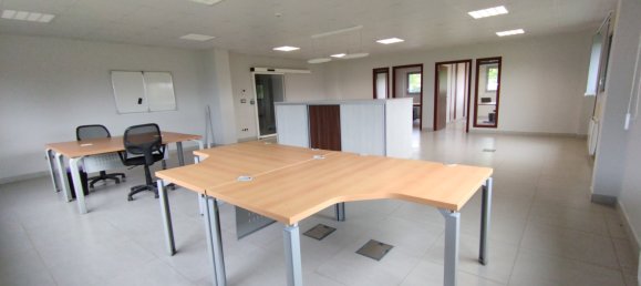 Propiedad comercial en Chateaudun, France 710 m² No. 67734 12