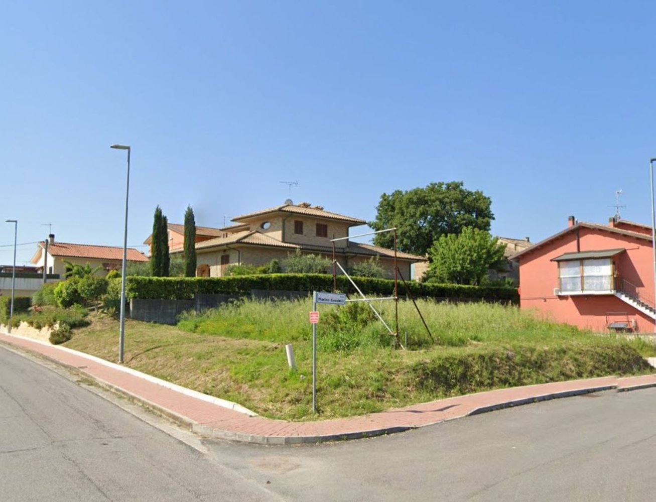 638m² Land in Terre Roveresche, Italy No. 276367