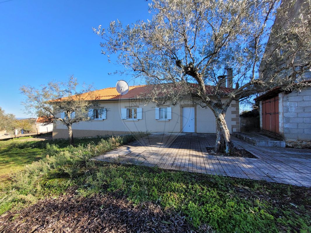 3 bedrooms House in Torre de Moncorvo, Portugal No. 165627