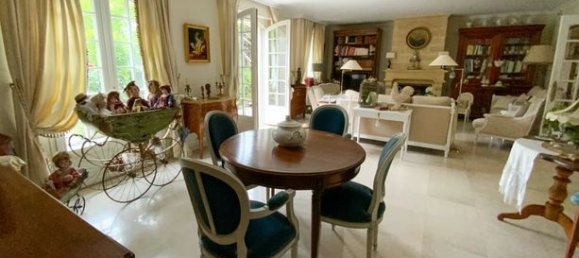 4 bedrooms House in Gagny, France No. 358534 3