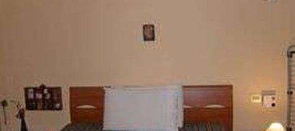 2-salle Appartement à Basiglio, Italy No. 3701 14