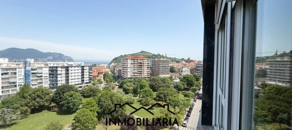 5 bedrooms Apartment in Laredo, Spain No. 164311 4