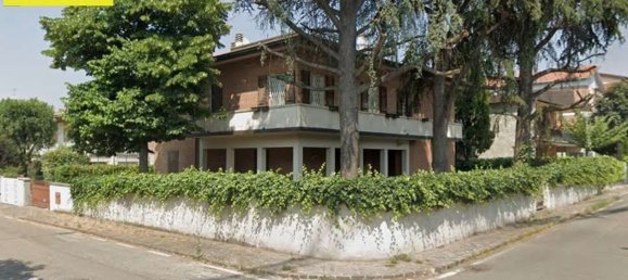 9 rooms Villa in Sassuolo, Italy No. 128998 27