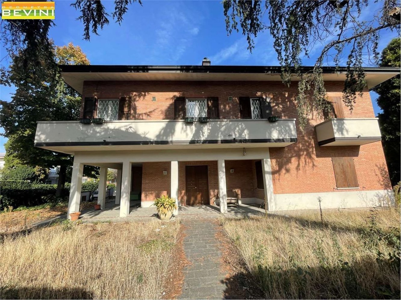 9 rooms Villa in Sassuolo, Italy No. 128998