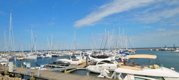  Parking in Rostock, Germany No. 160255 2