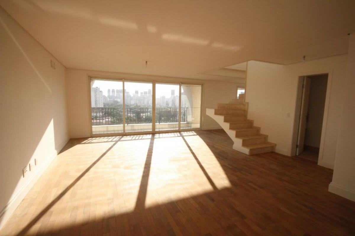 4 bedrooms House in Sao Paulo, Brazil No. 448313