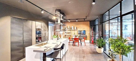 عقار تجاري في Reggio Emilia, Italy 272متر مربع رقم 316135 15