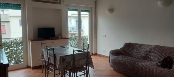 3 rooms Apartment in Rome, Italy No. 200108 6