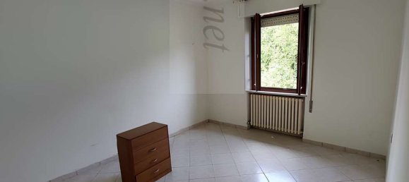 2-salle Appartement à Lavena Ponte Tresa, Italy No. 182597 13