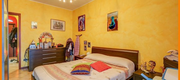 Apartamento de 3 habitaciónes en Castronno, Italy No. 222477 13