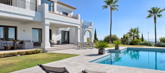 6 bedrooms Villa in Malaga, Spain No. 39353 12