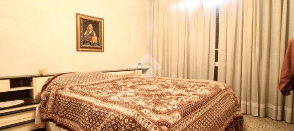 4 bedrooms Villa in Pavia, Italy No. 60326 7