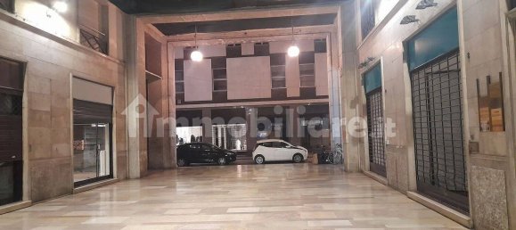 Propiedad comercial de 1 habitación en Mantua, Italy No. 346624 2