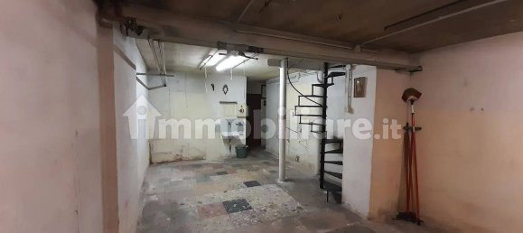Propiedad comercial de 1 habitación en Mantua, Italy No. 346624 12
