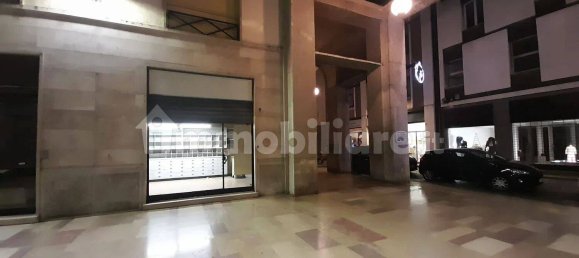 Propiedad comercial de 1 habitación en Mantua, Italy No. 346624 3