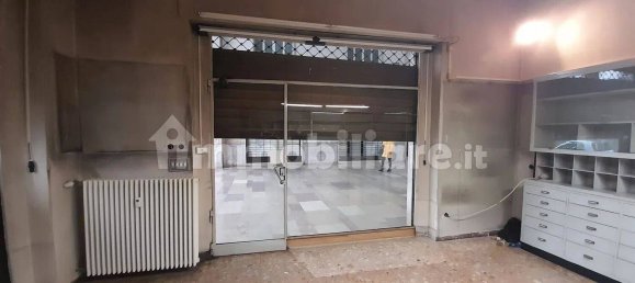 Propiedad comercial de 1 habitación en Mantua, Italy No. 346624 19