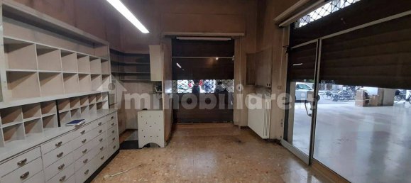 Propiedad comercial de 1 habitación en Mantua, Italy No. 346624 17