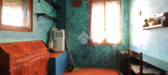 3 rooms Castles in Rio Saliceto, Italy No. 90287 10