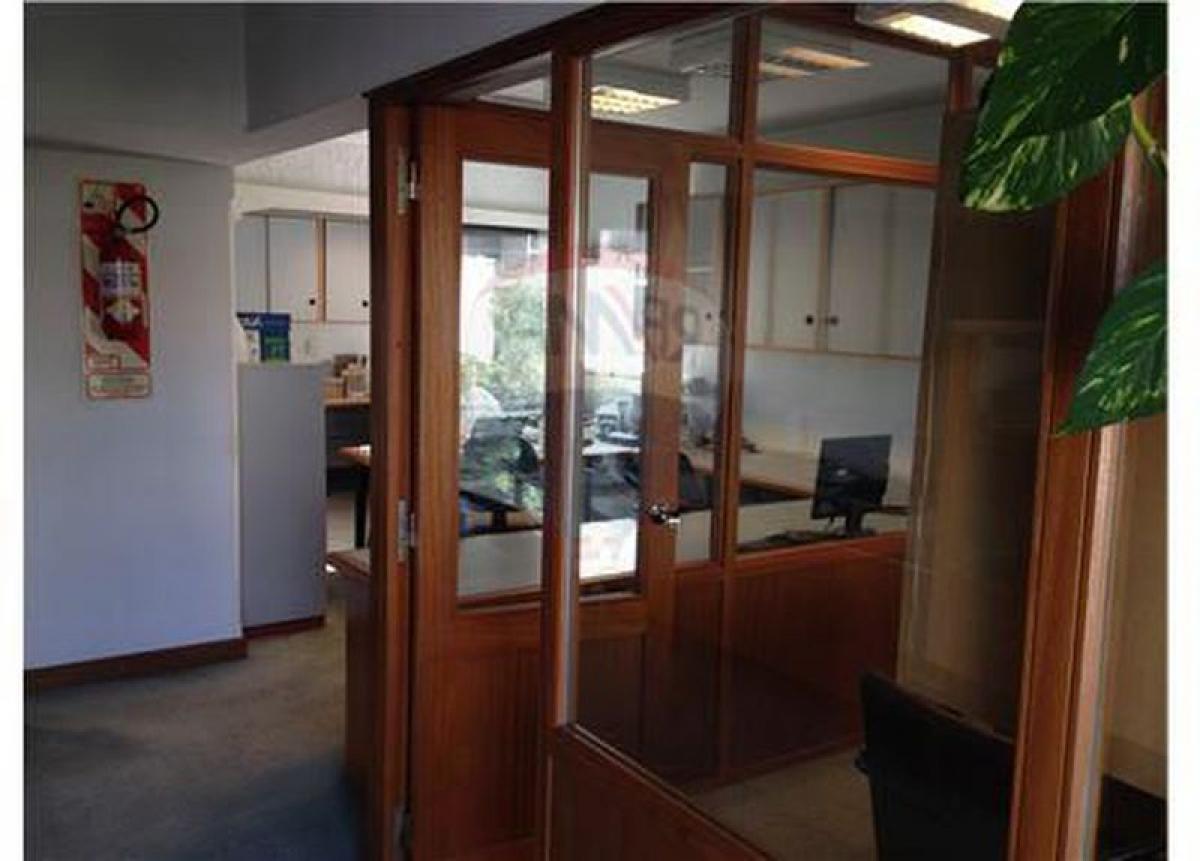 213m² Office in Buenos Aires, Argentina No. 105147