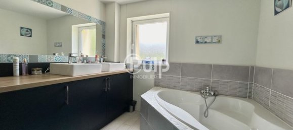 5 bedrooms House in Saint-Venant, France No. 314855 5