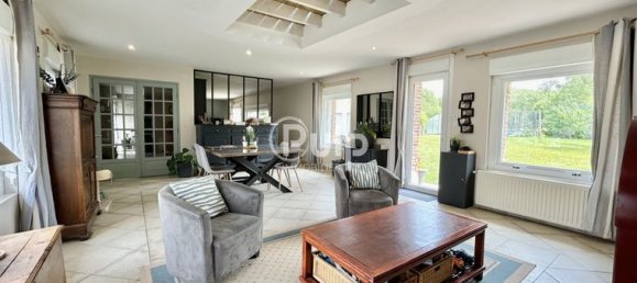 5 bedrooms House in Saint-Venant, France No. 314855 2