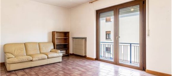 4 bedrooms House in Vigliano Biellese, Italy No. 279259 8