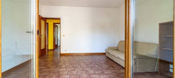 4 bedrooms House in Vigliano Biellese, Italy No. 279259 12