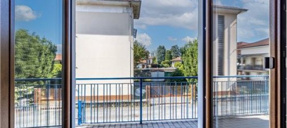 4 bedrooms House in Vigliano Biellese, Italy No. 279259 9