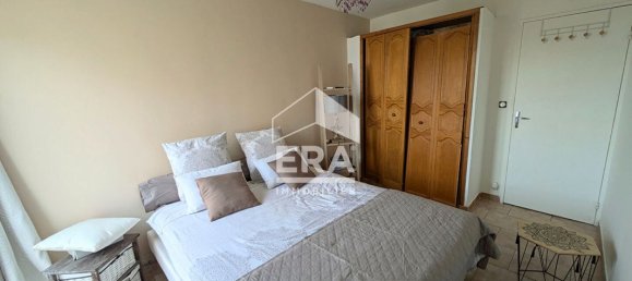Apartamento de 2 dormitorios en Marseille, France No. 327423 8