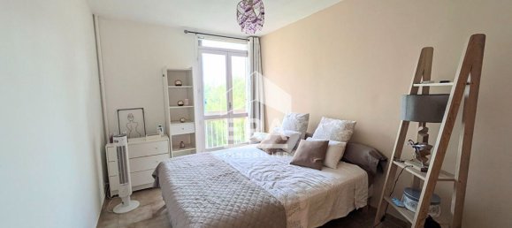Apartamento de 2 dormitorios en Marseille, France No. 327423 7