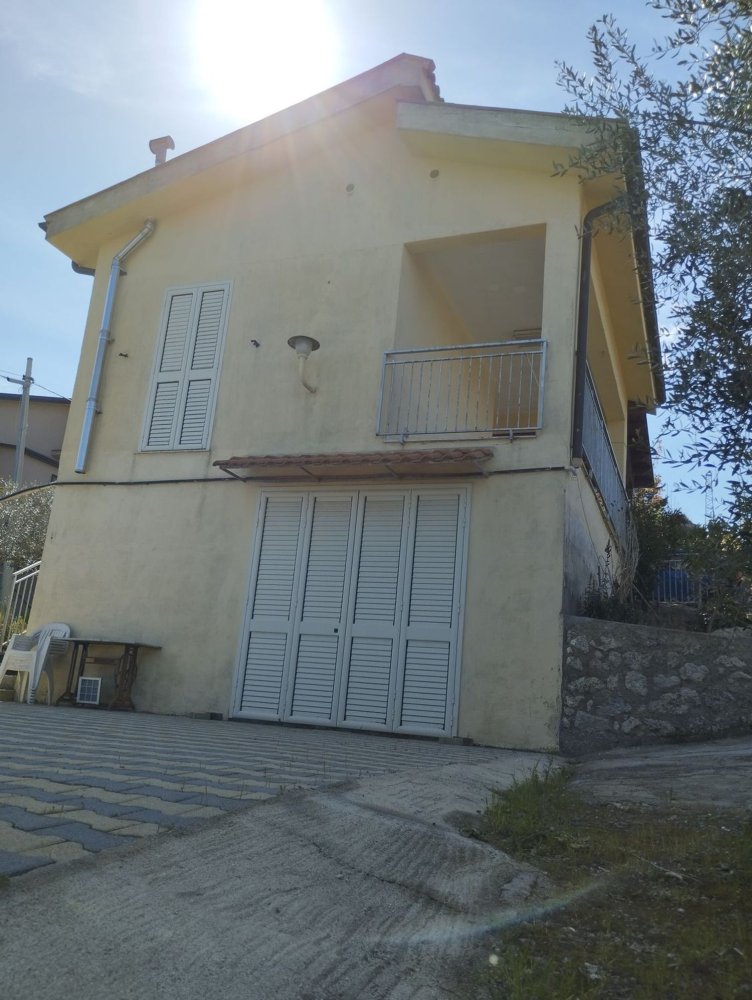 Casa de 2 habitaciónes en San Cataldo, Italy No. 256034