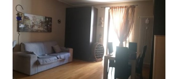 5 rooms Apartment in Turin, Italy No. 253251 4