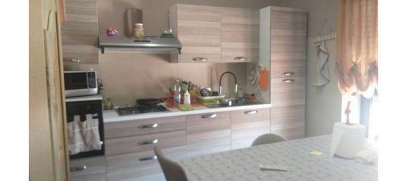 5 rooms Apartment in Turin, Italy No. 253251 5