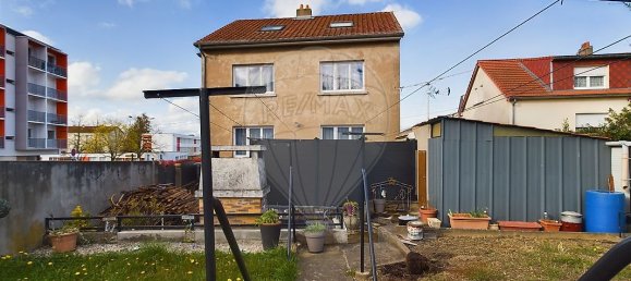 5 bedrooms House in Yutz, France No. 158145 7