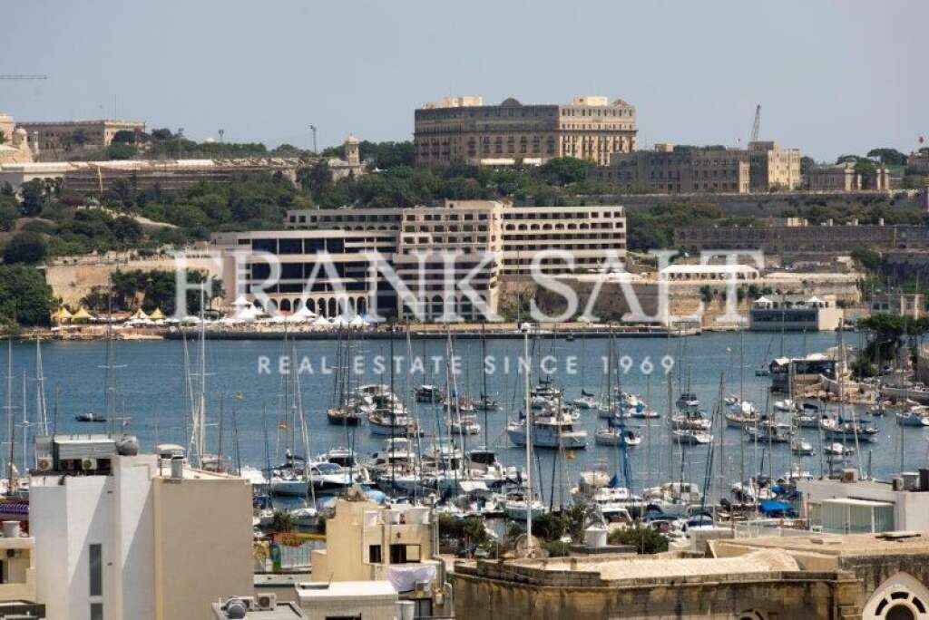 1 غرف نوم بانتهاوس في Gzira, Malta رقم 6644