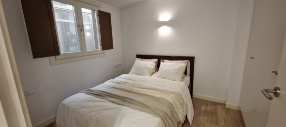 2 bedrooms Apartment in Ciutat Vella, Spain No. 78947 3