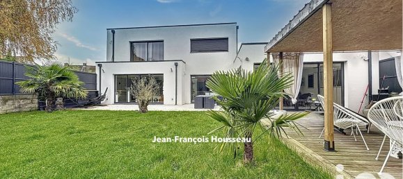 5 chambres Maison à Roncq, France No. 51359 17