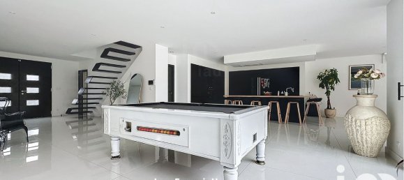 5 chambres Maison à Roncq, France No. 51359 8