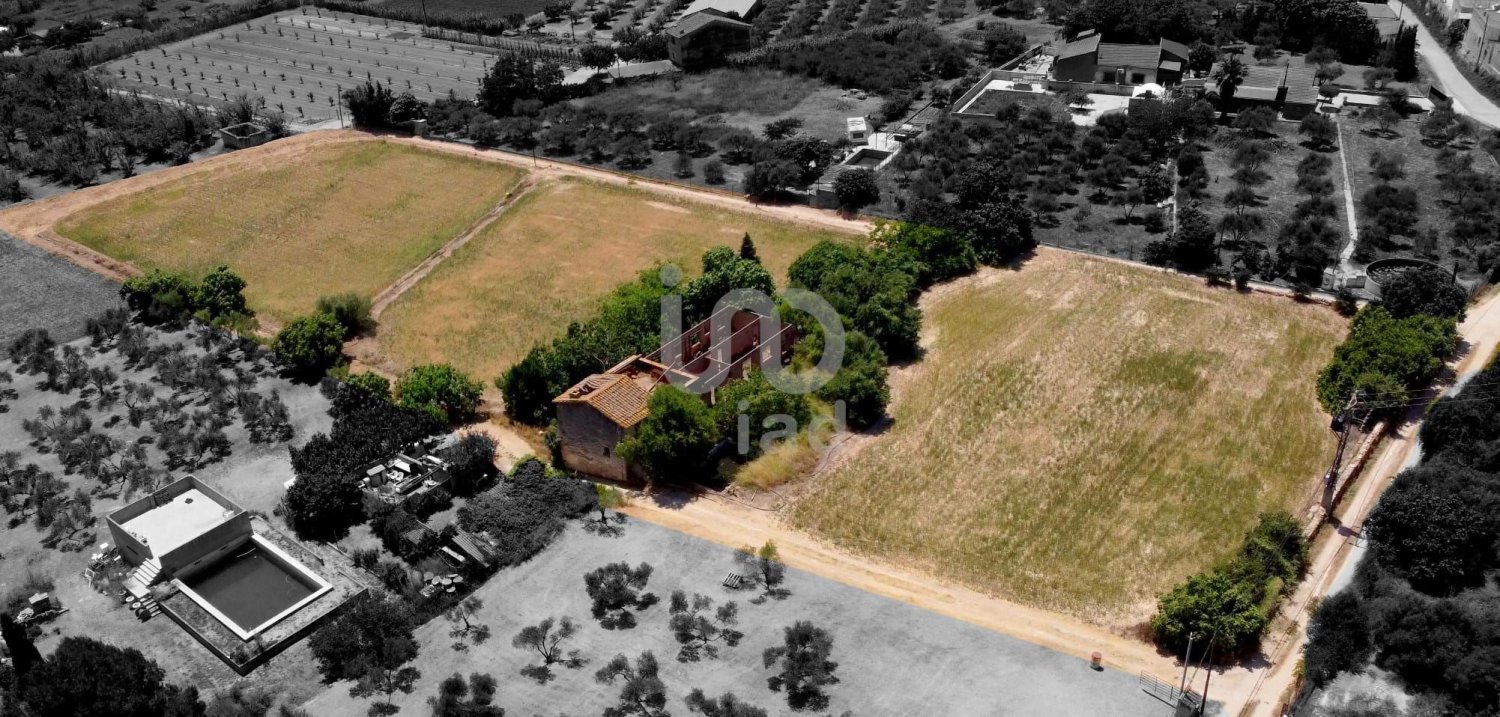 8442m² Land in Tarragona, Spain No. 165752