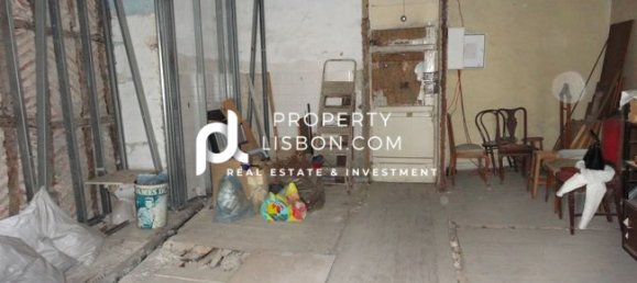 2 bedrooms Apartment in Lisbon, Portugal No. 90761 3