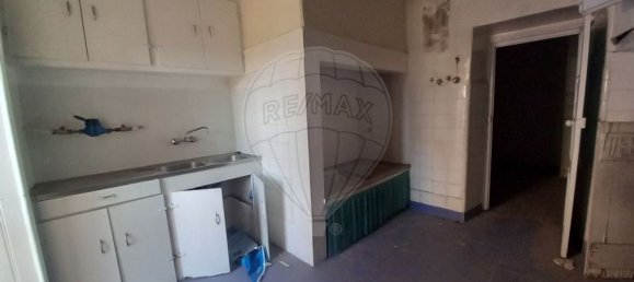 193m² Building in Lisbon, Portugal No. 102626 10