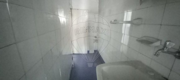 193m² Building in Lisbon, Portugal No. 102626 30