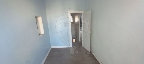 193m² Building in Lisbon, Portugal No. 102626 17